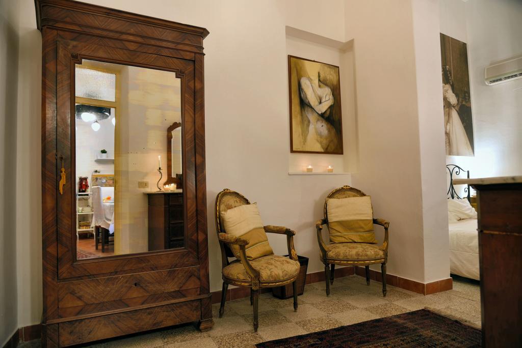 Real Teatro Umberto I Bed & Breakfast Palermo Luaran gambar
