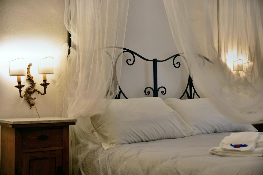 Real Teatro Umberto I Bed & Breakfast Palermo Luaran gambar